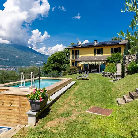بيت للعطل Lacum Lux By Interhome Perledo