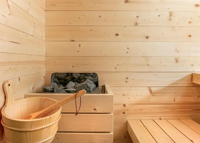 Vakantiehuis Lacum Lux By Interhome Perledo
